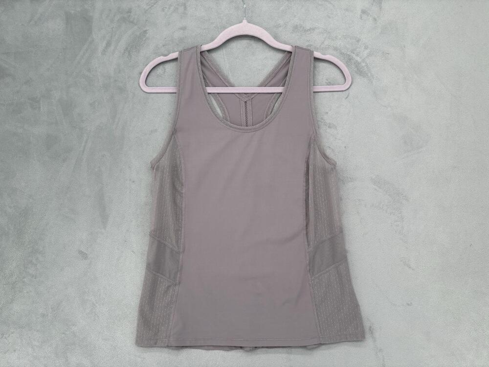 Lululemon Tank Womens Gray Scoop Neck‎ Moisture Wicking Athletic Yoga